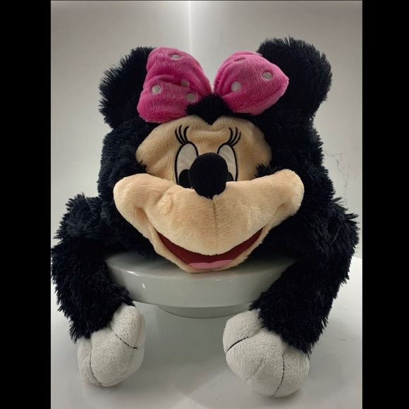 Pillow Pet Minnie Mouse hat. - Picture 1 of 7